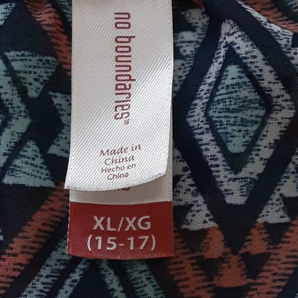 no boundaries Hi Lo Cotton Blend Top Size - Picture 2 of 8